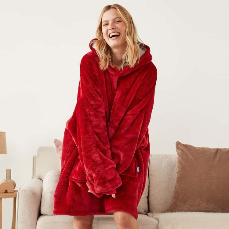 Winter Oversized Blanket Hoodie – Stay Warm & Stylish
